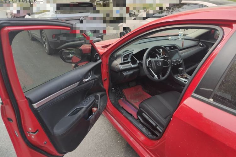 Used Honda Civic 2019 220TURBO CVT Dynamic Edition China VI Driver Seat