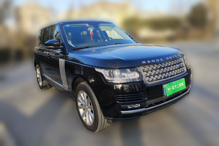 Used Land Rover Range 2014 3.0 TDV6 Vogue Front Right 45 Deg