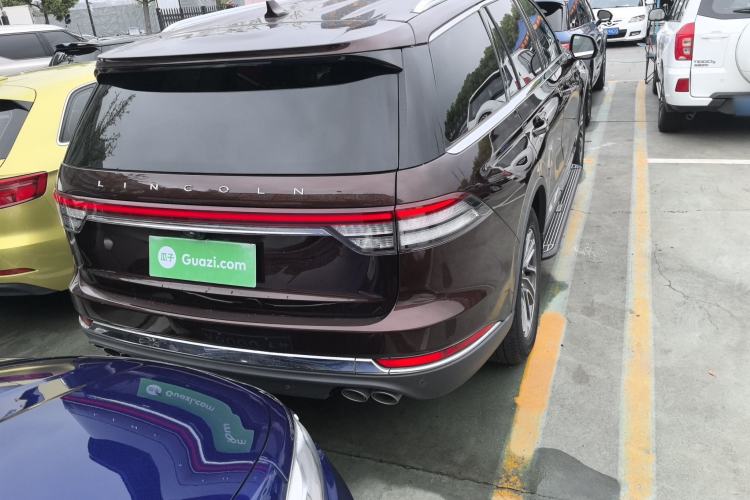 Used Lincoln Aviator 2020 3.0T V6 All-Wheel-Drive Premium Edition Rear Right 45 Deg