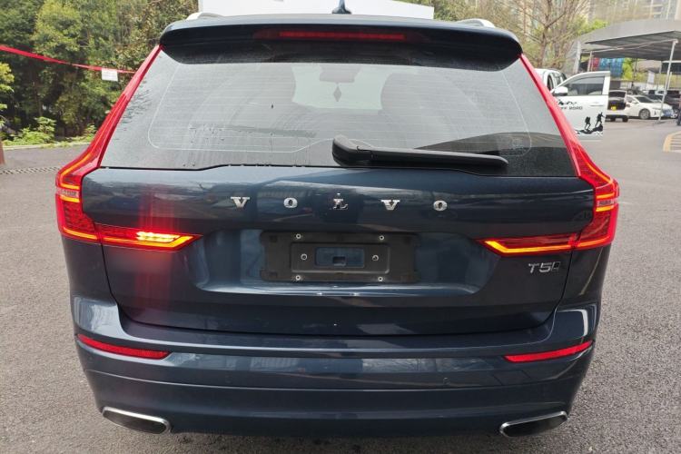 Used Volvo XC60 2019 T5 4x4 Smart Edition China VI Standard