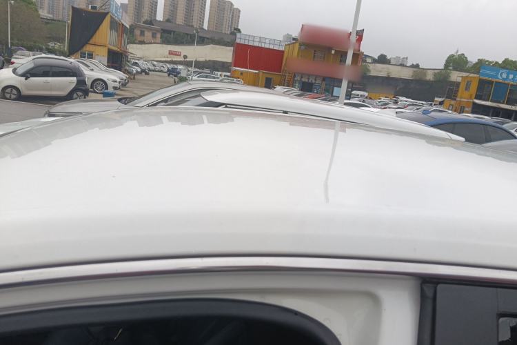 Used Buick Velite 6 2023 Revised Version 430 km Range – Commuter Edition Roof