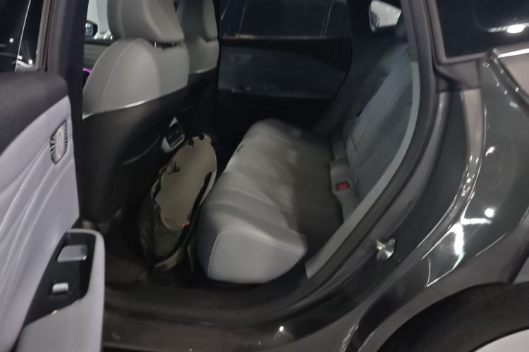 Used Geely Galaxy E8 2024 550 km Range Rear-Drive MAX
