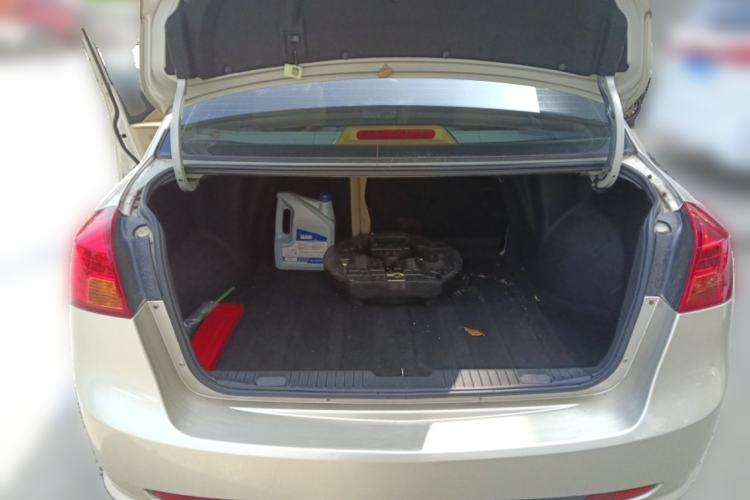 Used Buick Excelle 2011 1.6LX-AT
