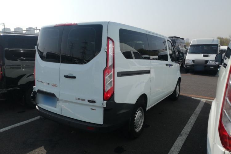 Used Ford Transit 2019 2.0T Diesel Multi-Purpose Commercial Vehicle Short Wheelbase Low Roof 6-Seater China VI Standard
