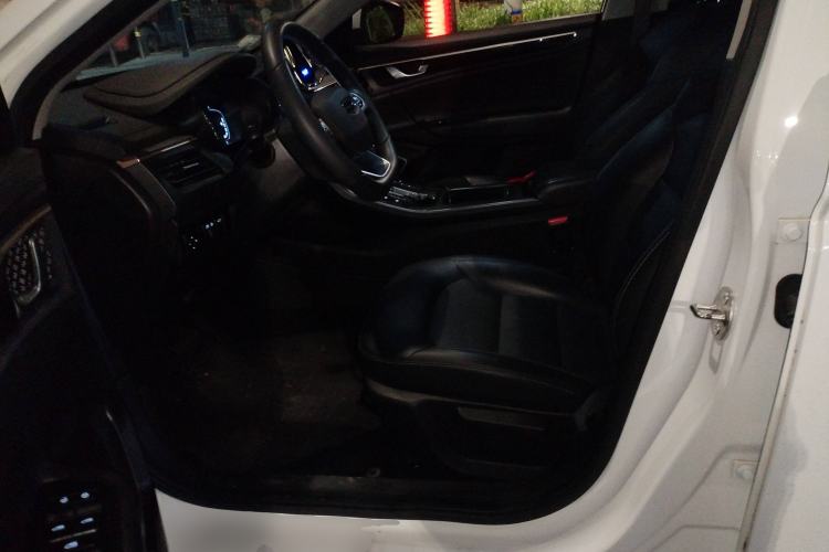 Used Geely Auto Emgrand GL 2021 UP 1.4T CVT Leading Edition