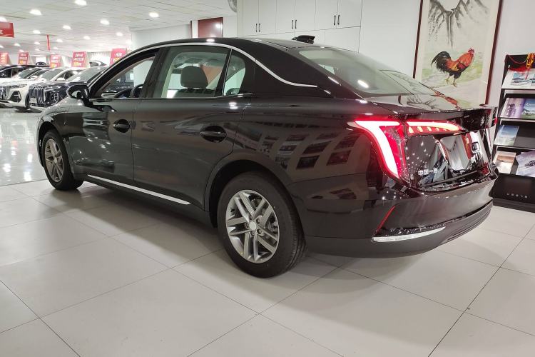 Used Hongqi E-QM5 2025 500km Range Commuter Version
