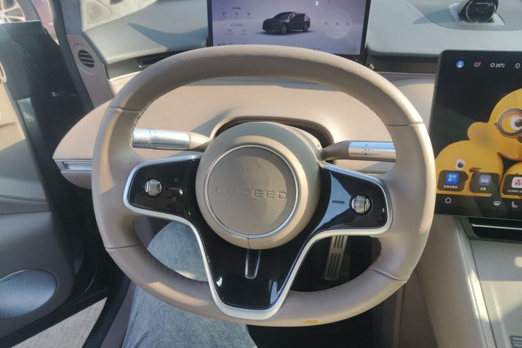 Used Hima Luxeed R7 2025 Range-Extended Version 251 km Max