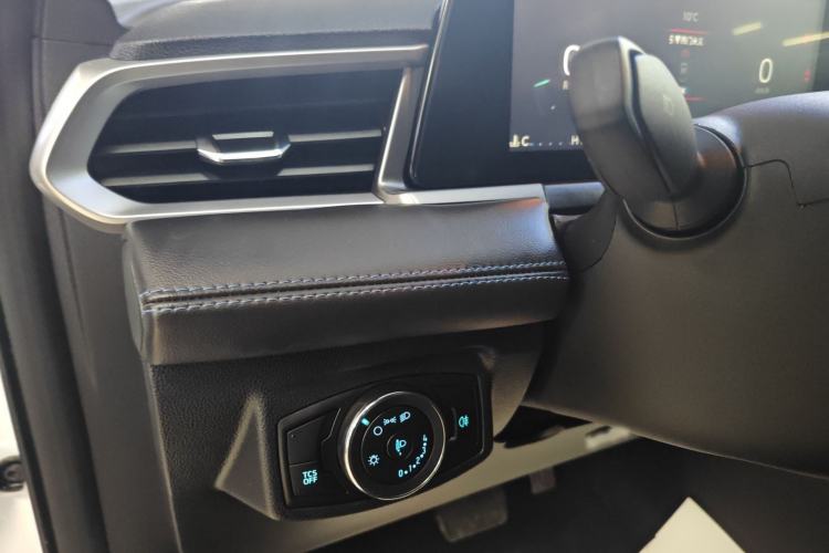 Used Ford Escort 2021 1.5L Automatic Platinum Edition