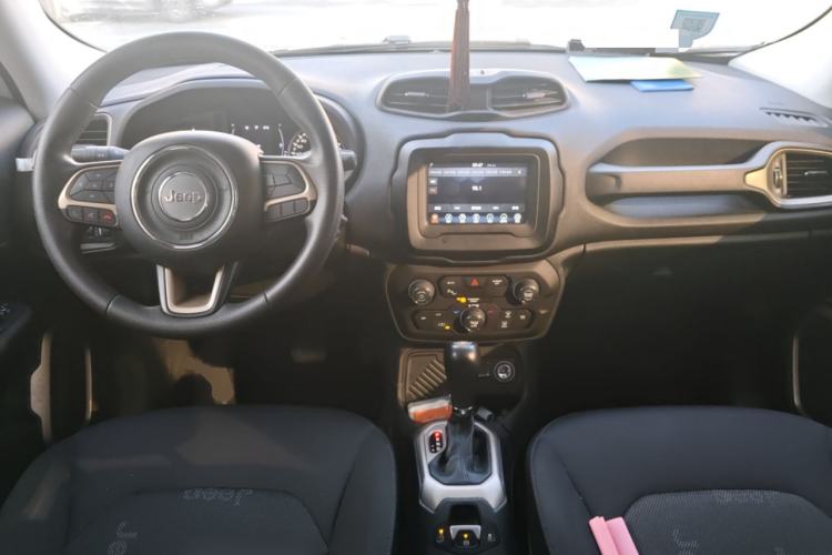Used Jeep Renegade 2018 Connected Large Screen Version 180T Automatic Kinetic Edition+