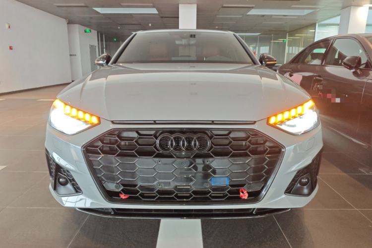 Used Audi A4L 2025 2 Million Units Enjoyment Version 40 TFSI Luxury Dynamic Edition B&O Starry Night Edition Front