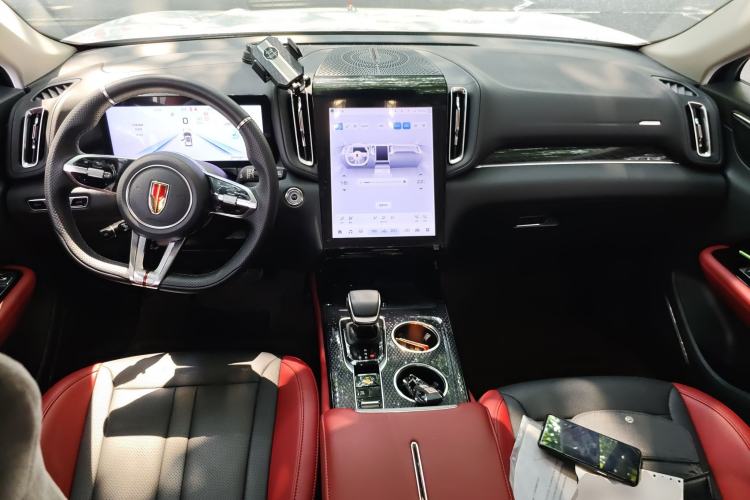 Used Hongqi HS3 2024 1.5T Shanwei Edition Center Console