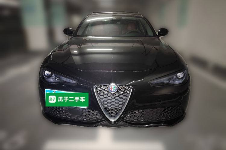 Used Alfa Romeo Giulia 2020 2.0T 280HP Track Edition Limited Release