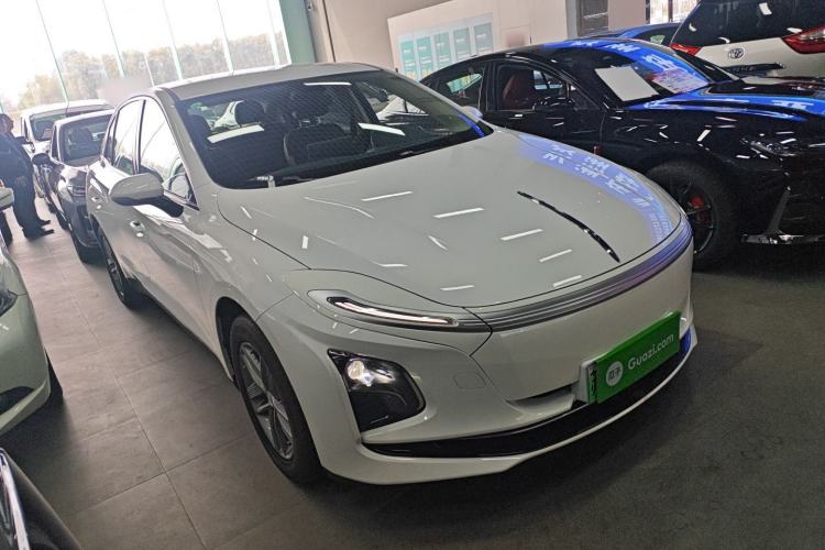 Used Hongqi E-QM5 2025 500km Range Commuter Version