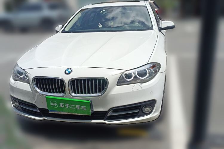 Used BMW 5 Series 2015 520i Elegant Edition
