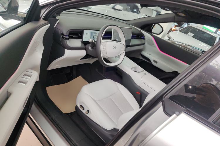 Used XPeng G6 2025 625 Long-Range Max Tech Edition Driver Seat