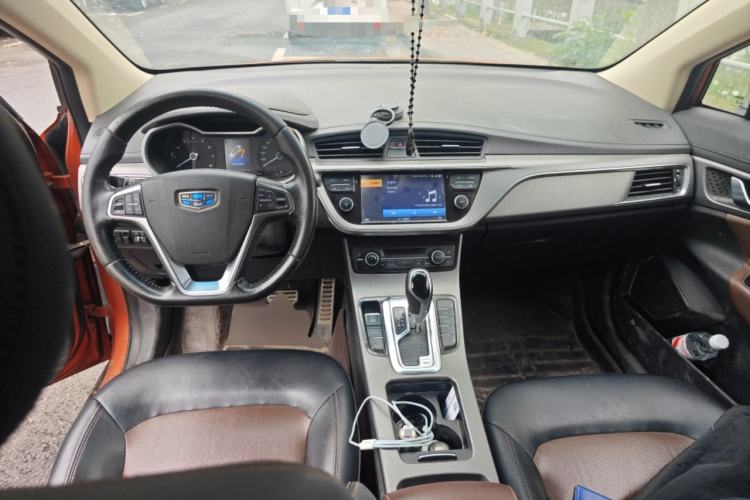 Used Geely Auto Emgrand GS 2016 Sport Edition 1.3T Automatic ZhenShang Model Center Console