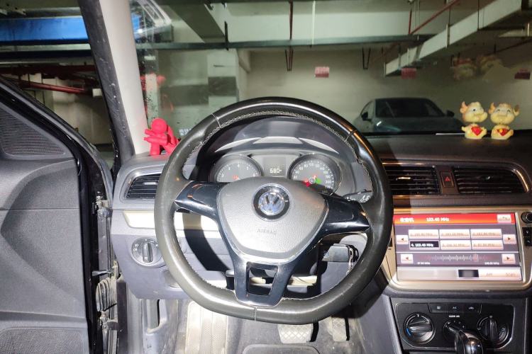 Used Volkswagen Lavida 2015 1.6L Automatic Comfort Edition