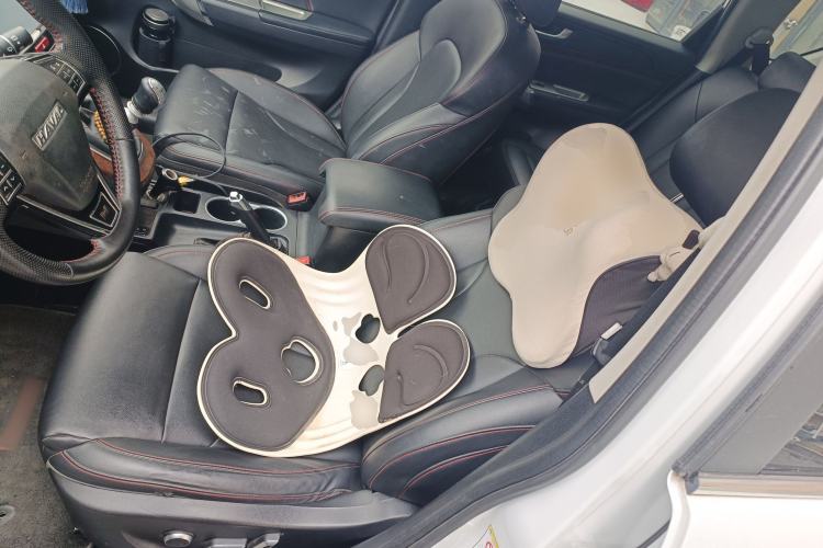 Used Haval H6 2015 Revised Version Sport Edition 1.5T Manual Transmission Two-Wheel Drive Elite Grade
