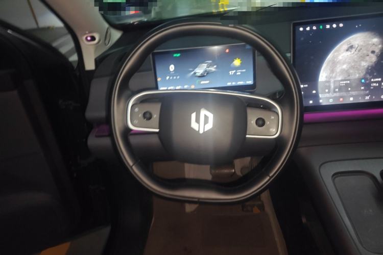 Used Leapmotor C16 2024 Range-Extended 200 Luxury Edition Steering Wheel