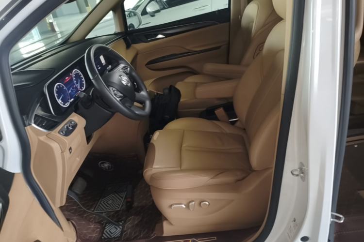 Used Buick GL8 2021 ES Land Cruiser 653T Luxury Edition