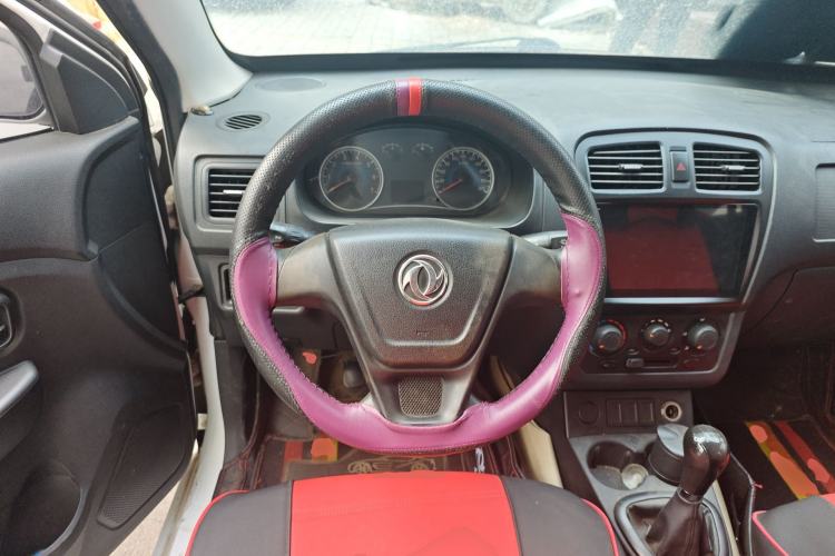 Used Dongfeng Fengon 330 2014 1.5L Manual Utility Version DK15 Steering Wheel