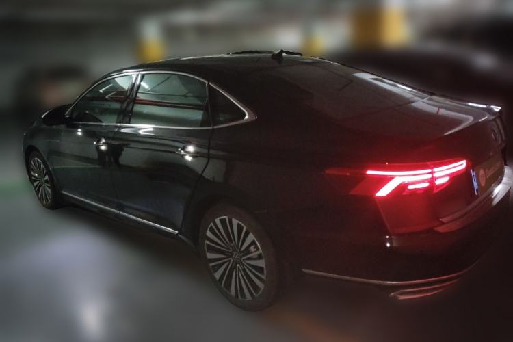 Used Volkswagen Passat 2021 330TSI Luxury Edition Rear Left 45 Deg