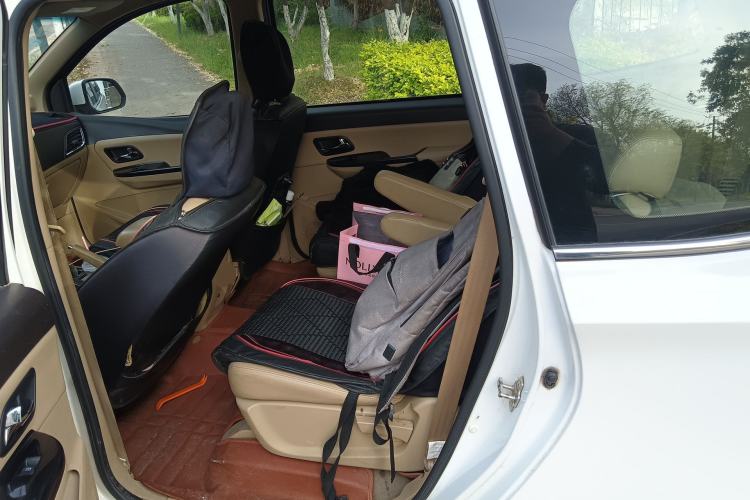 Used Wuling Hongguang 2016 1.5L S1 Deluxe Model China V-standard
