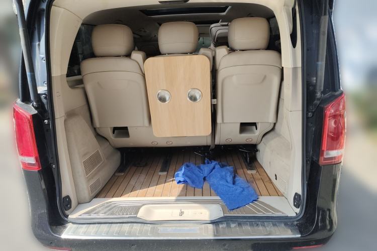 Used Mercedes-Benz V-Class 2016 V 260 L Prestige Extended Edition Trunk