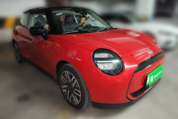 Used MINI Electric MINI COOPER 2025 456km COOPER E Classic Style
