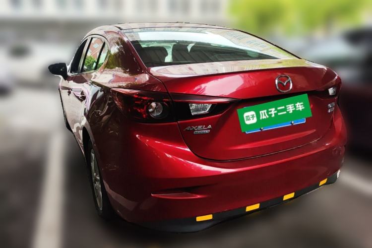 Used Mazda 3 Axela 2014 Sedan 1.5L Manual Comfort Model