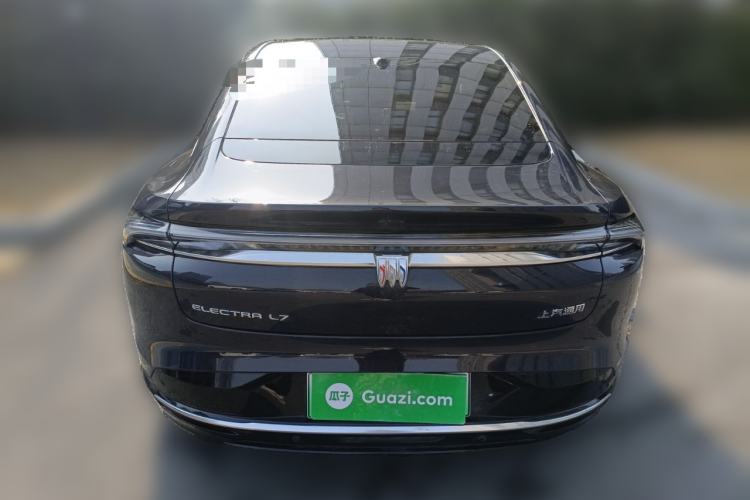 Used Buick L7 2025 Model Aivia