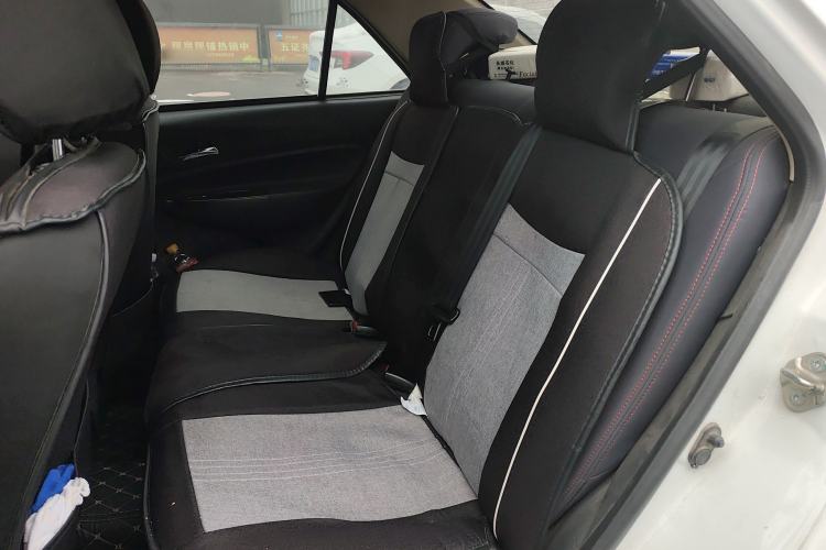 Used Geely Auto Diamond 2016 1.5L Manual Entry-Level Trim