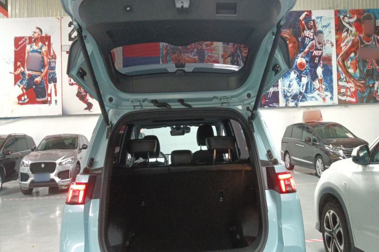 Used AION Y 2022 70 Tech Edition Lithium Iron Phosphate
