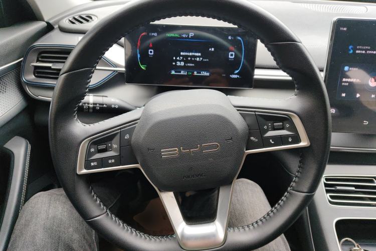 Used BYD Destroyer 05 2024 HONOR Edition DM-i 55KM Luxury Model Steering Wheel