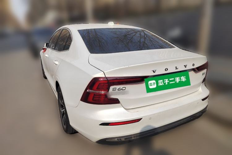 Used Volvo S60 2026 Model B4 Zhiyi Luxury Edition