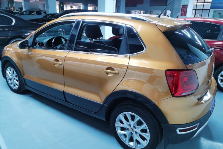 Used Volkswagen Polo 2014 1.6L Cross Polo Automatic Rear Left 45 Deg