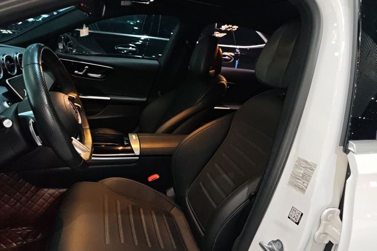 Used Mercedes-Benz C-Class 2023 C 200 L Sport Edition Interior 9