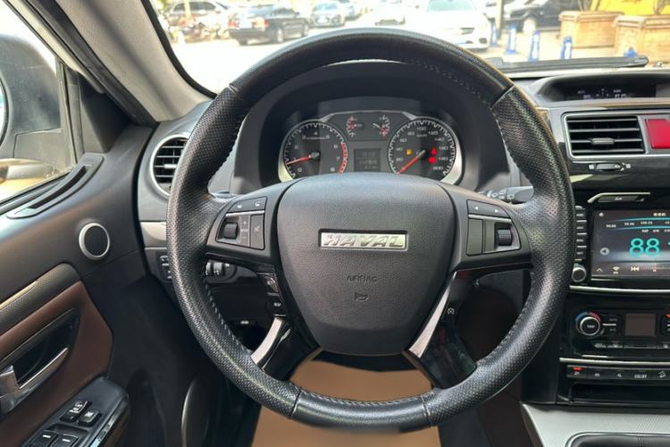 Used Haval H5 Classic 2016 Classic Edition 2.0T Manual 4x4 Prestige Model
