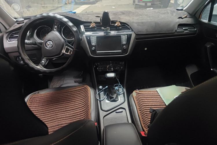 Used Volkswagen Tiguan L 2017 330TSI Automatic Two-Wheel Drive Flagship Edition
