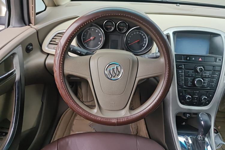 Used Buick GT 2013 GT 1.6L Automatic Comfort Edition Steering Wheel