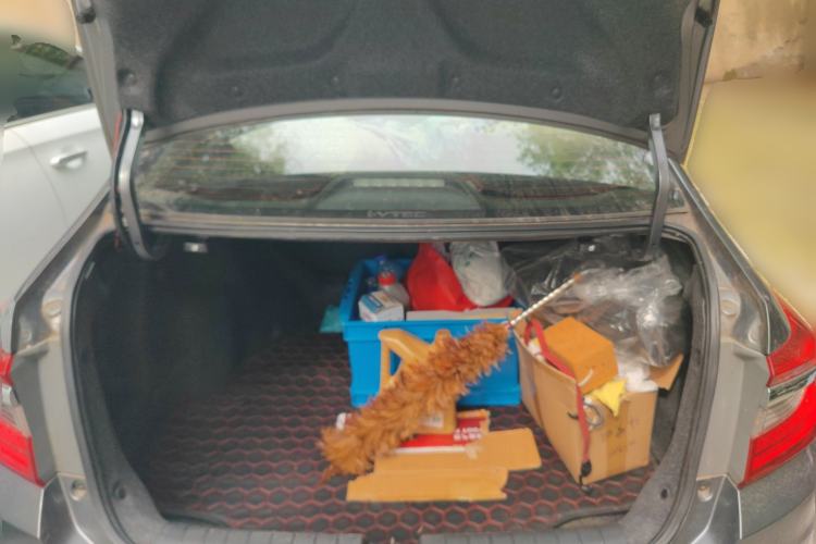 Used Honda Crider 2013 1.8L automatic luxury edition Trunk