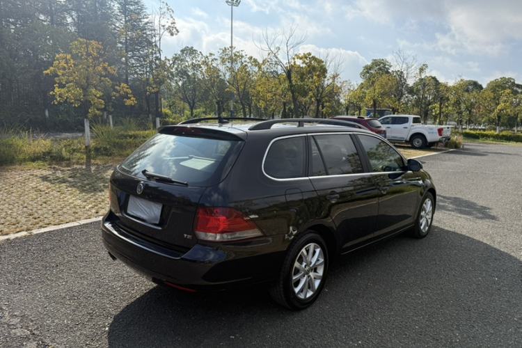 Used Volkswagen Golf 2011 1.4 TSI Luxury Touring Edition