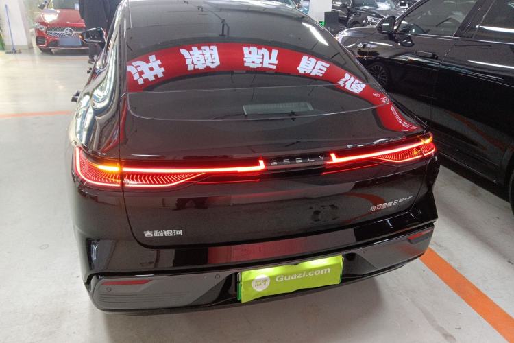 Used Geely Galaxy Galaxy 8 2025 130km EM-P Starship Edition

