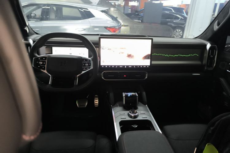 Used JETOUR Shanhai Traveler C-DM 2024 C-DM 208KM Mountain & Wilderness Edition Center Console