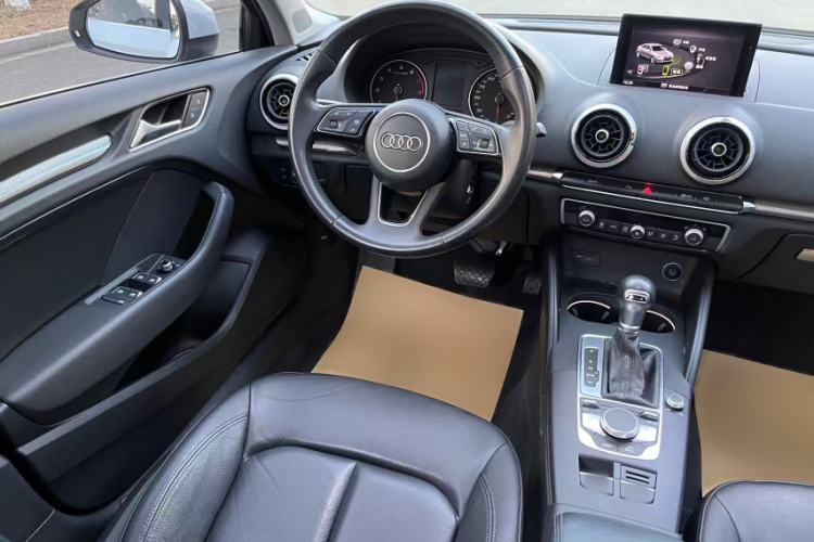 Used Audi A3 2019 Limousine 35 TFSI Style Edition China VI Emission Standard
