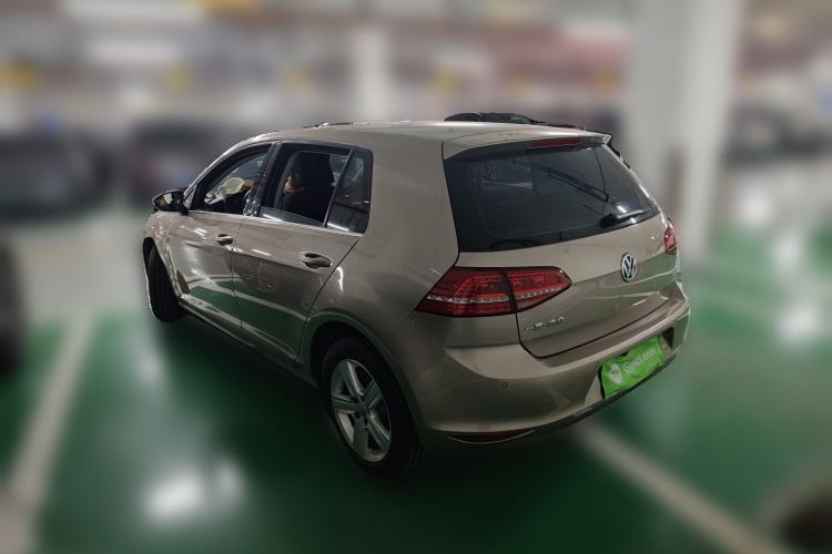 Used Volkswagen Golf 2016 1.6L Automatic Comfort Model Rear Left 45 Deg