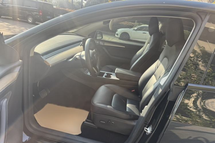 Used Tesla Model Y 2021 Standard Range Rear-Wheel Drive Version