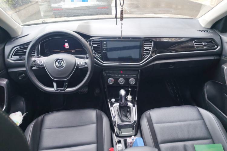 Used Volkswagen T-ROC 2021 280TSI DSG Two-Wheel Drive Comfort Connect Edition