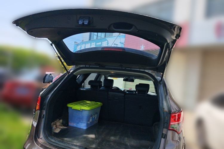 Used Hyundai Santa Fe 2013 2.4L Automatic Two-Wheel Drive Smart Version