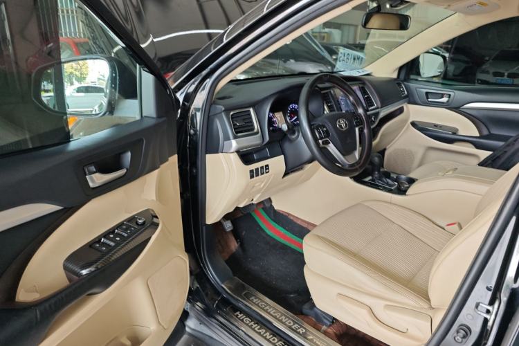 Used Toyota Highlander 2018 2.0T Four-Wheel Drive Elite Edition 7 Seats China V Standard
